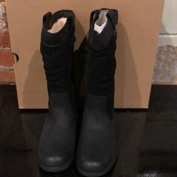 Ugg W Bruckner 5 - Picture 2 of 8